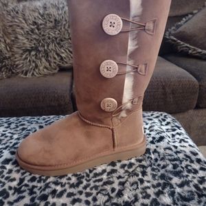 Ugg size 8